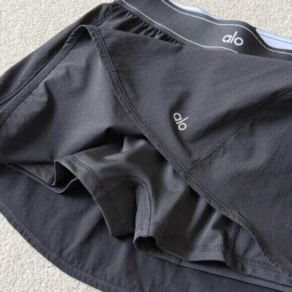 Alo Yoga Match Point Tennis Skirt Black - M 🎾🎾 - Picture 4 of 7